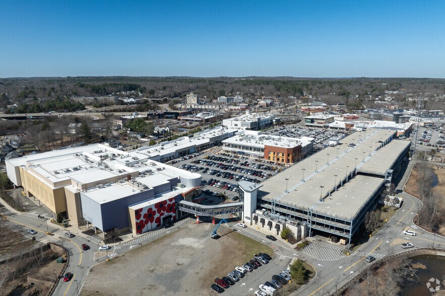 740 Legacy Pl, Dedham, MA à vendre - Aérien - Image 3 de 5