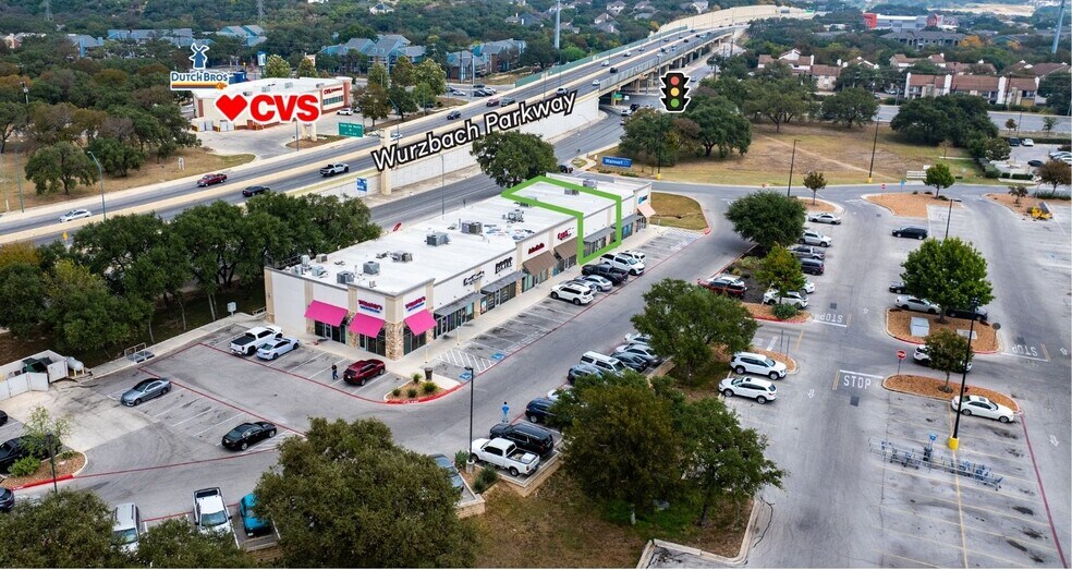 938 Wurzbach Pky, San Antonio, TX à louer - Photo du bâtiment - Image 3 de 7