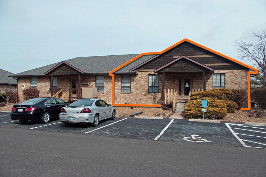 7 Eagle Ctr, O'Fallon, IL à louer - Photo du bâtiment - Image 2 de 11