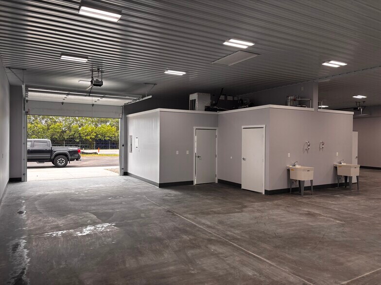 1401 Amy Ln, Franklin, IN à louer - Photo du bâtiment - Image 3 de 10