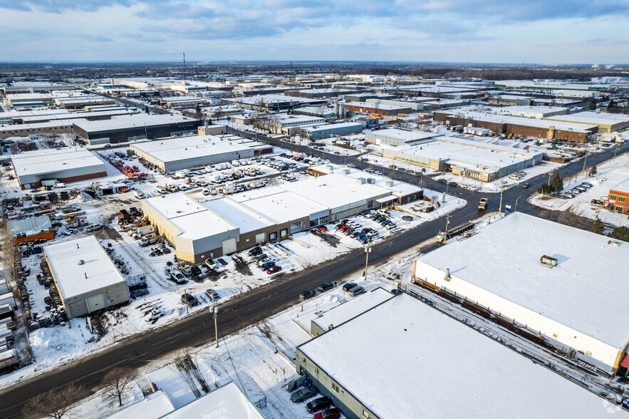9500 Boul Parkway, Montréal, QC for lease - Aerial - Image 2 of 4