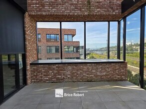 10 Rue Joannès Carret, Lyon for lease Interior Photo- Image 2 of 6