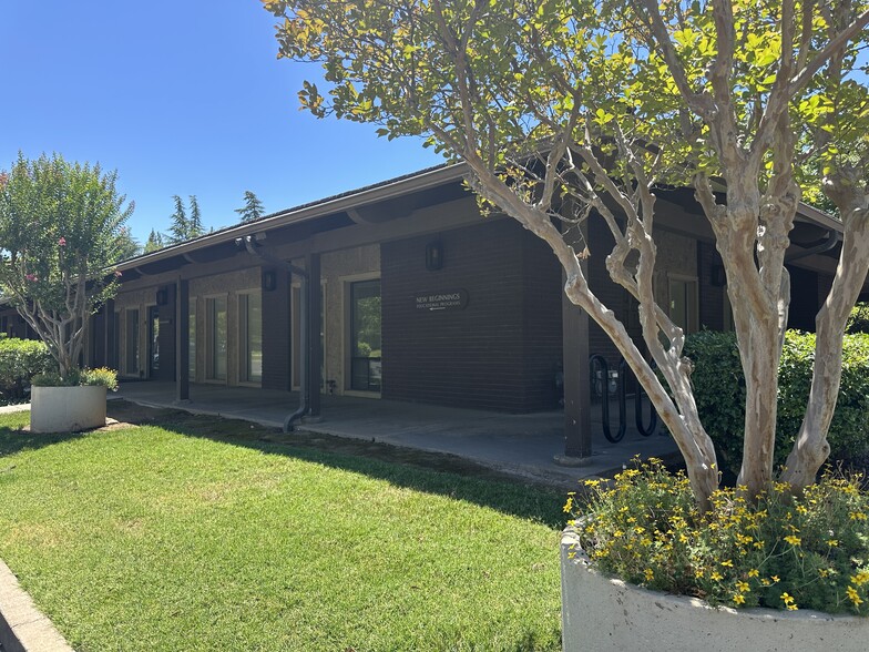 1370 Ridgewood Dr, Chico, CA for sale - Building Photo - Image 3 of 13