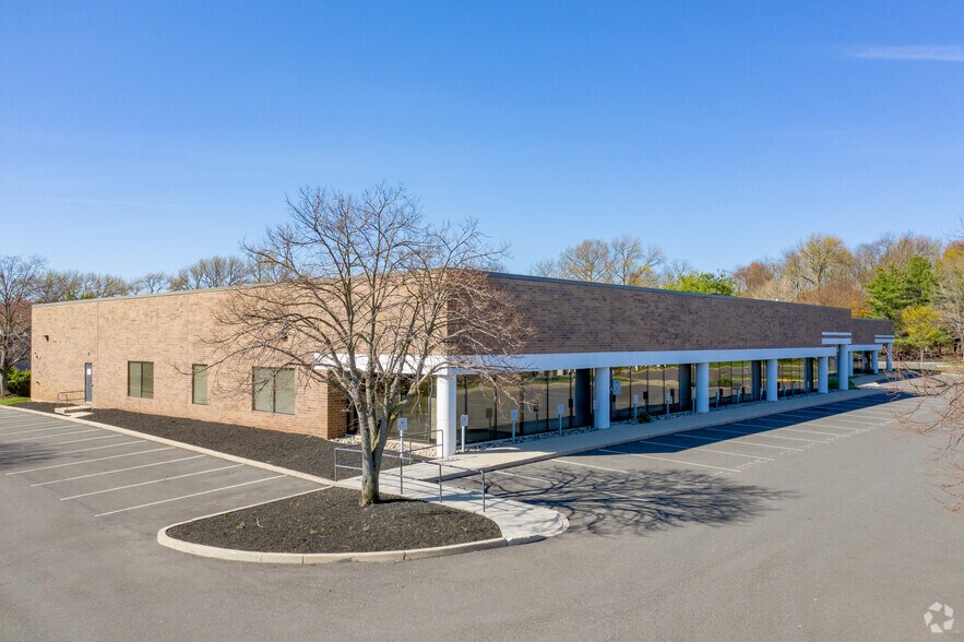 10 E Stow Rd, Marlton, NJ à louer - Photo du bâtiment - Image 3 de 4