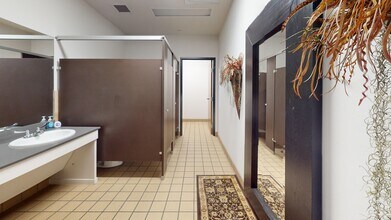 2500 NE Inner Loop, Georgetown, TX for lease Interior Photo- Image 2 of 6