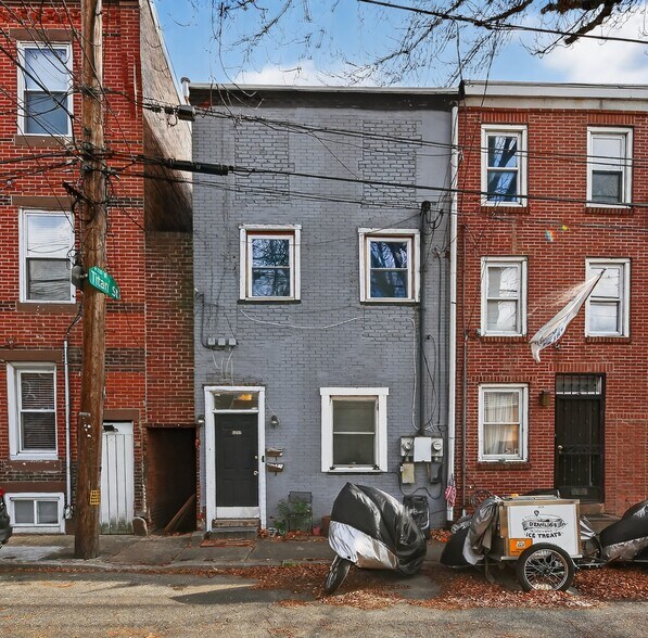 1228 & 1230 S. 2nd St & 1231 S. Philip portefeuille de 3 propriétés à vendre sur LoopNet.ca - Photo du bâtiment - Image 2 de 11