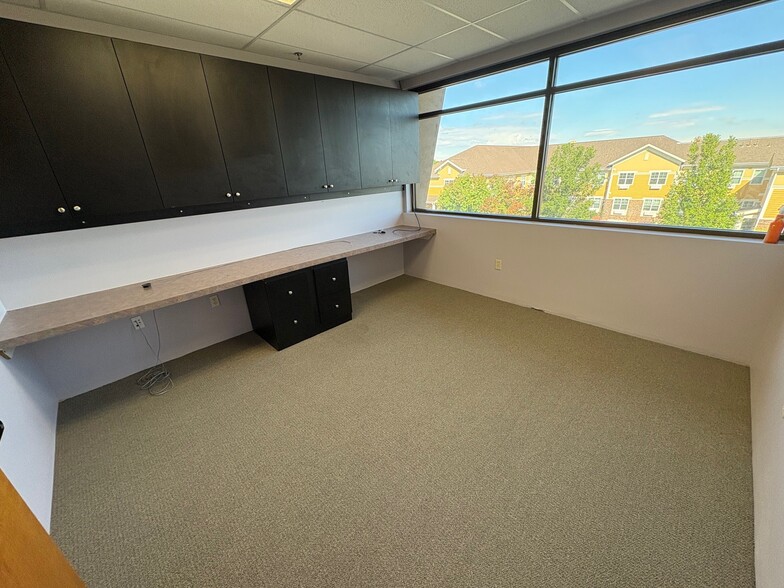 6801 W 20th St, Greeley, CO for lease - Building Photo - Image 2 of 5