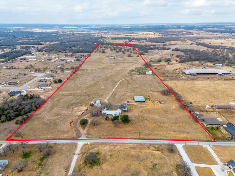 938 County Road 3341, Paradise, TX for sale - Primary Photo - Image 1 of 59