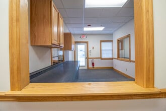 95 Canal Landing Blvd, Rochester, NY for lease Interior Photo- Image 2 of 57