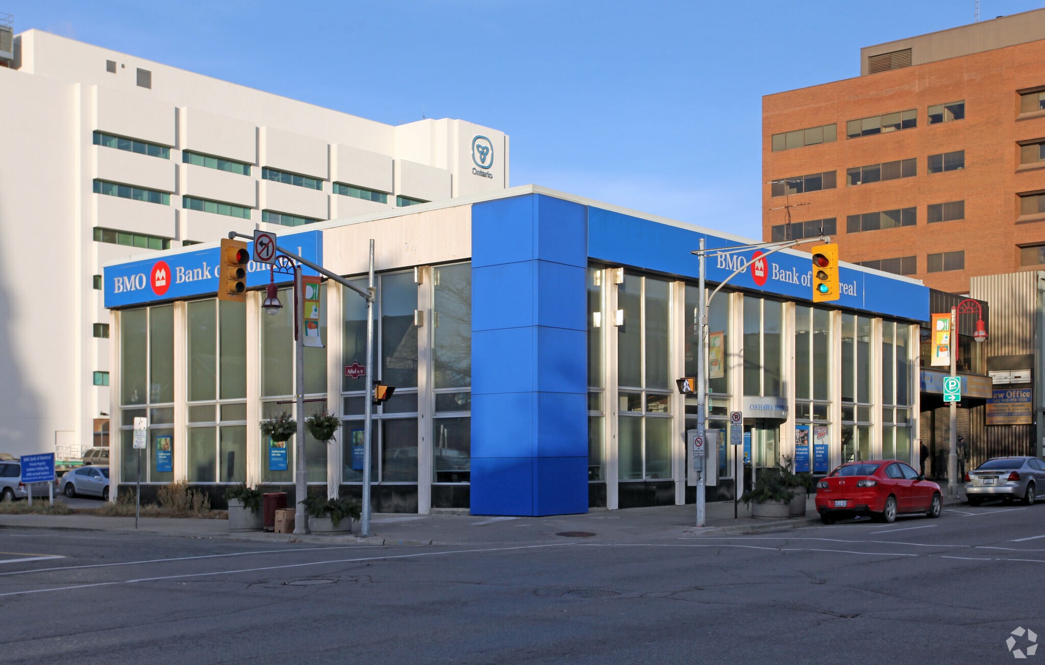 38 Simcoe St S, Oshawa, ON à vendre Photo principale- Image 1 de 3