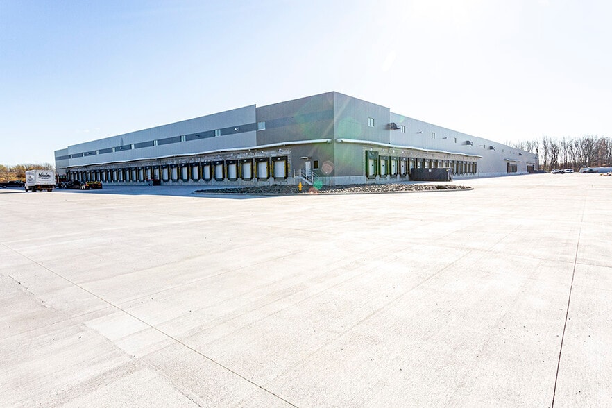 County Rd 41, Farmington, NY for lease - Building Photo - Image 3 of 10