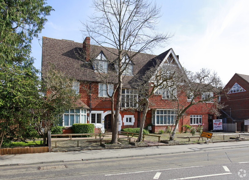 2 Pembroke Rd, Sevenoaks for sale - Building Photo - Image 2 of 7