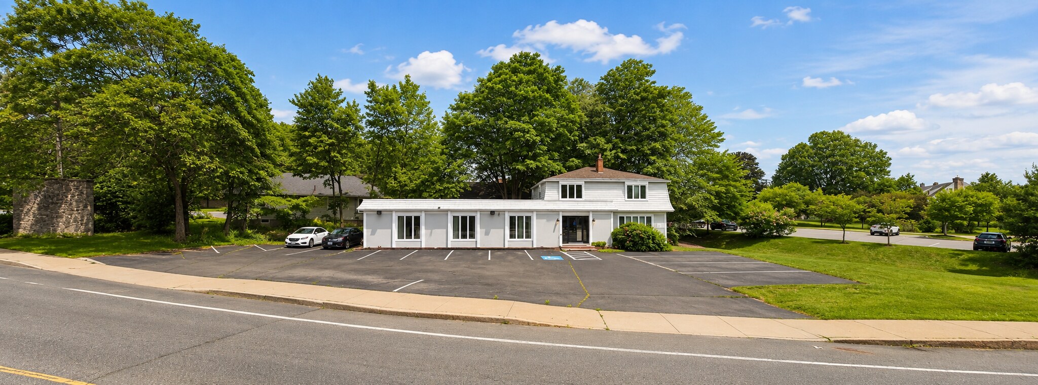 6 Daniel Webster Hwy, Nashua, NH à louer Photo du bâtiment- Image 1 de 3