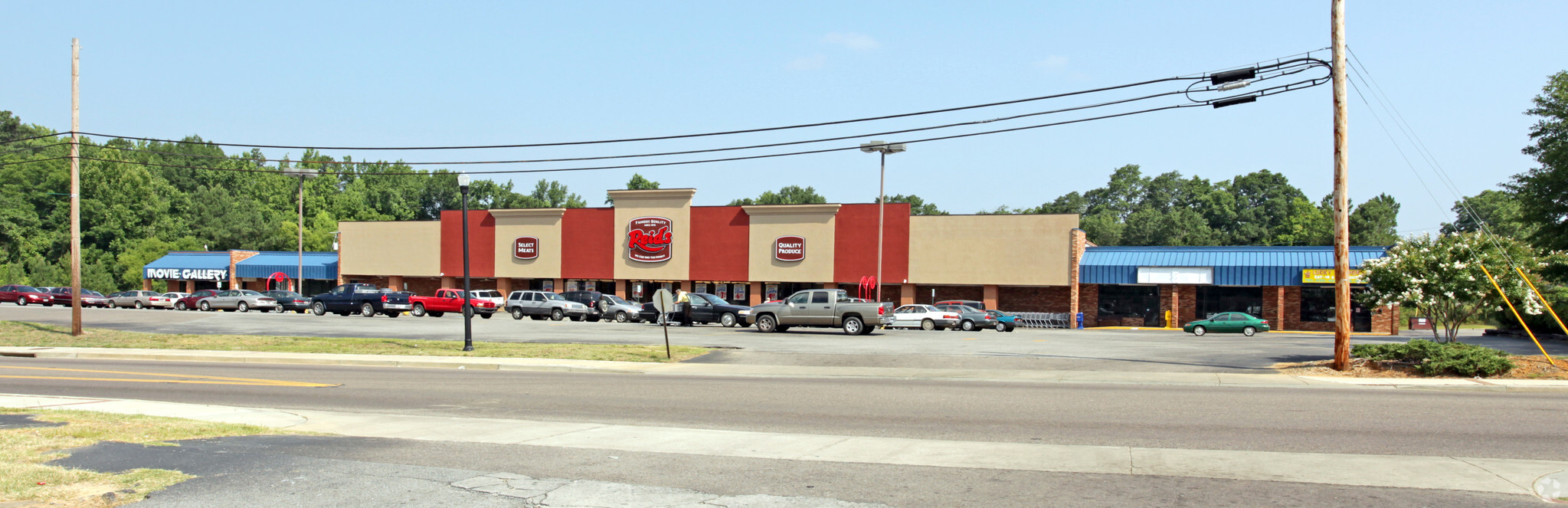 201-221 W Columbia Ave, Batesburg, SC for sale Primary Photo- Image 1 of 1