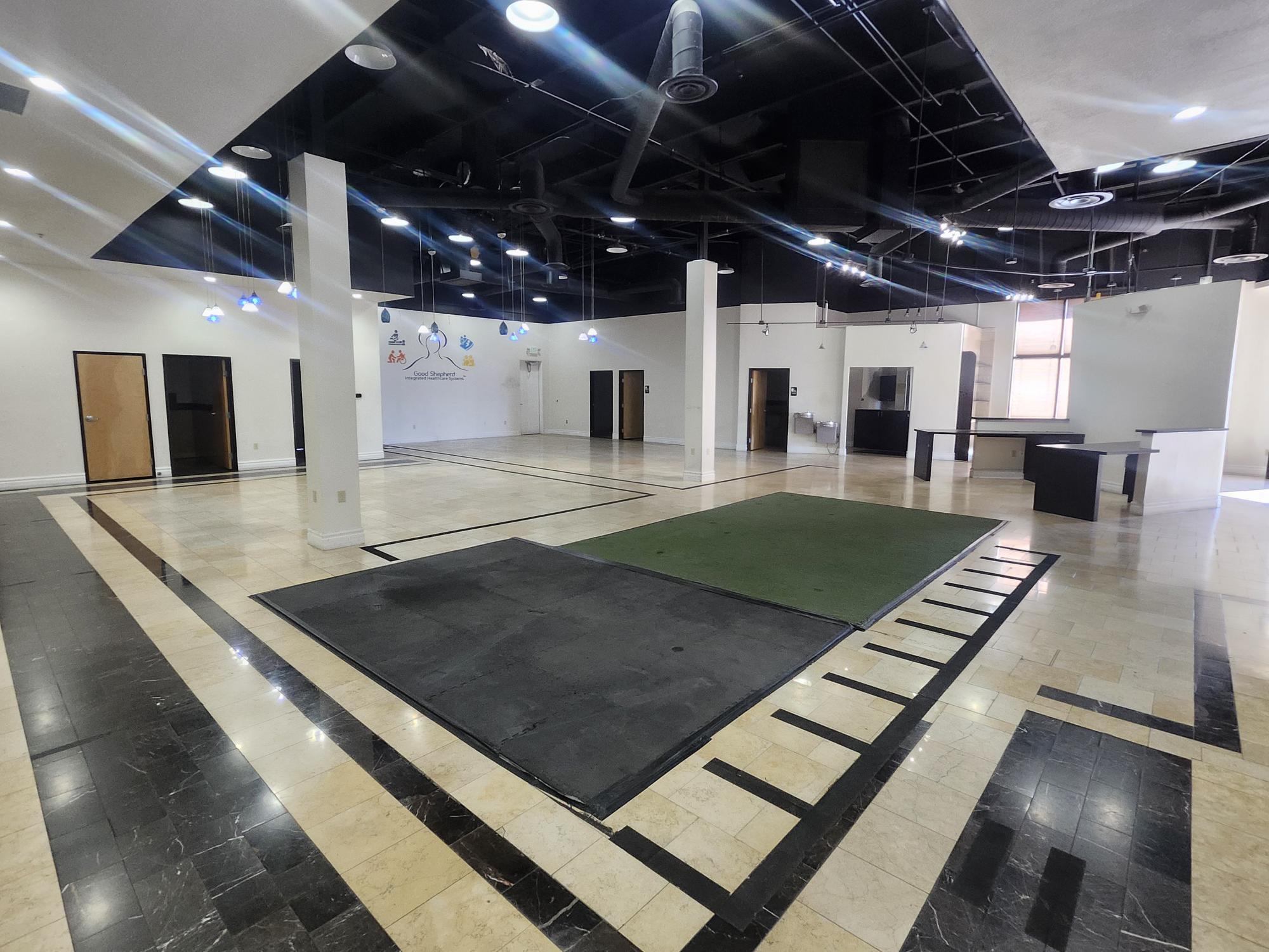 6462 Losee Rd, North Las Vegas, NV for lease Interior Photo- Image 1 of 3