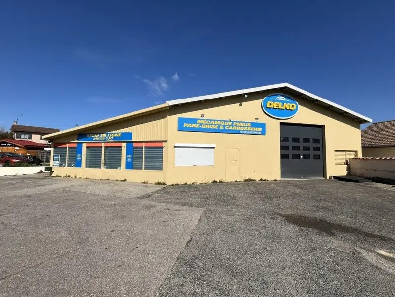 8 Avenue De Jallieu, L'Isle-d'Abeau à vendre Photo du bâtiment- Image 1 de 10