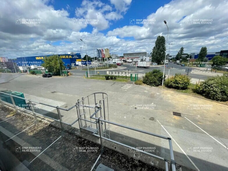 Bureau dans Orly à louer - Photo du bâtiment - Image 3 de 18
