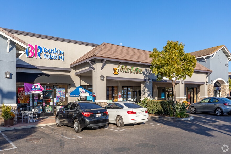 10525 4S Commons Dr, San Diego, CA for lease - Building Photo - Image 3 of 10