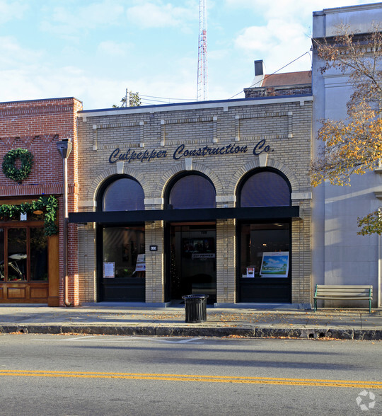 108 E Jackson St, Thomasville, GA for sale - Building Photo - Image 2 of 2