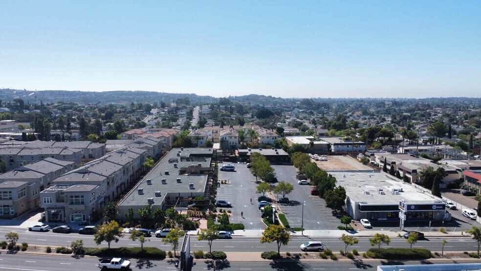 7339 El Cajon Blvd, La Mesa, CA à louer - Photo du bâtiment - Image 2 de 13