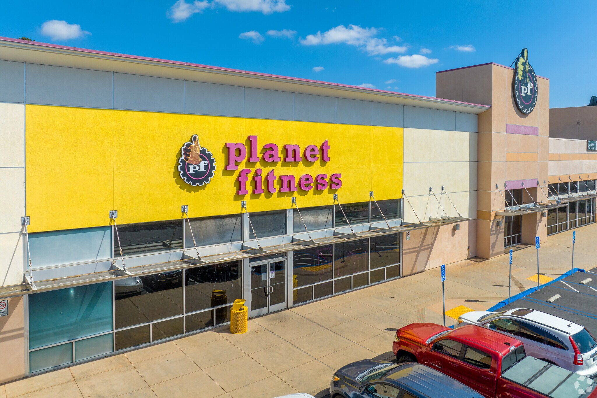 1980 University Dr, Vista, CA à louer Photo principale- Image 1 de 5