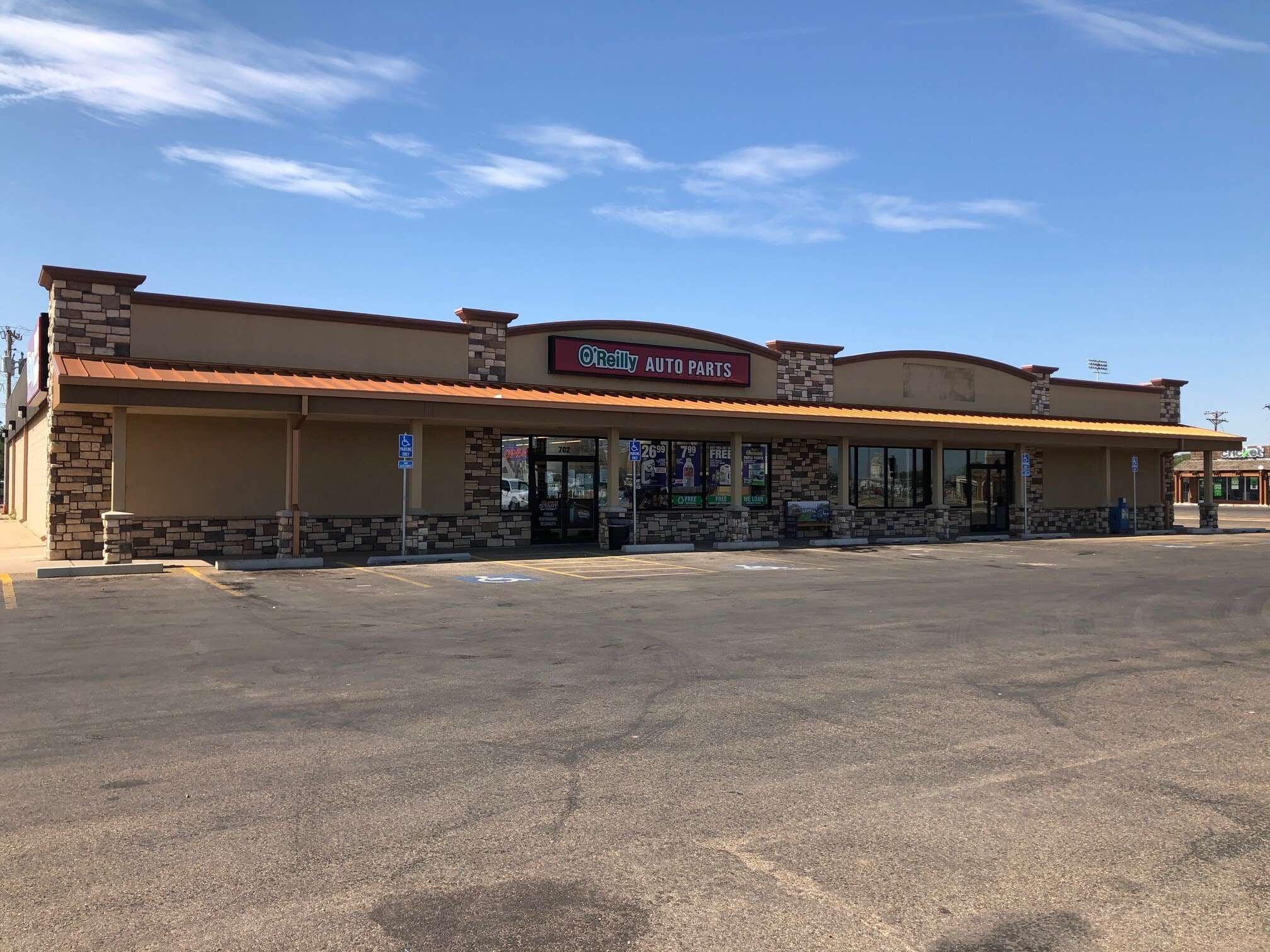 704-712 Maple Ave, Dalhart, TX for lease Building Photo- Image 1 of 9