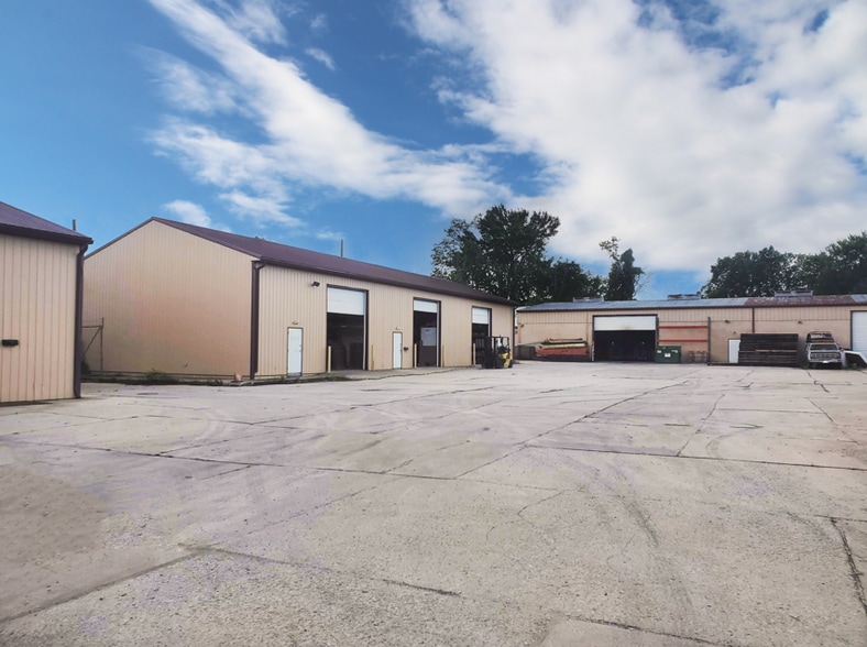 8 Groce Ave, Glenolden, PA for lease - Building Photo - Image 3 of 8