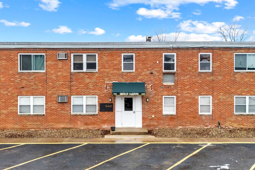 540 W College St, Oberlin, OH à vendre - Photo du bâtiment - Image 3 de 35