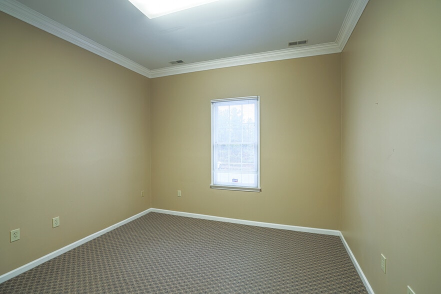 631 By Pass 123, Seneca, SC for sale - Building Photo - Image 2 of 5