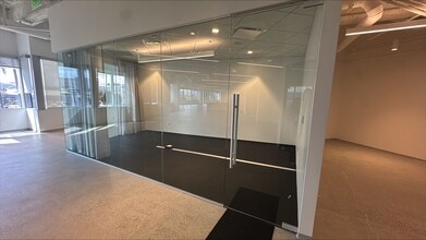 5990 Sepulveda Blvd, Sherman Oaks, CA for lease Interior Photo- Image 2 of 9