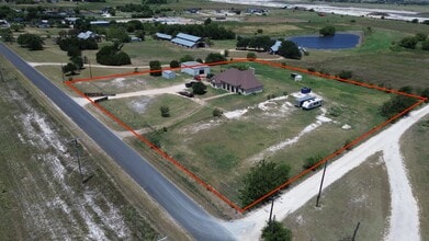 701 County Road 107, Georgetown, TX for lease Interior Photo- Image 2 of 12