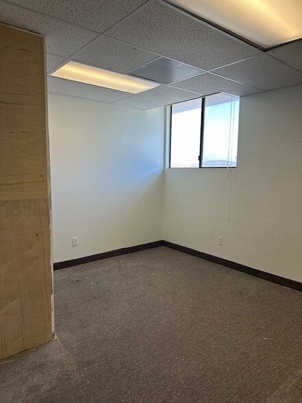 3056 Del Monte Blvd, Marina, CA for lease - Interior Photo - Image 2 of 20