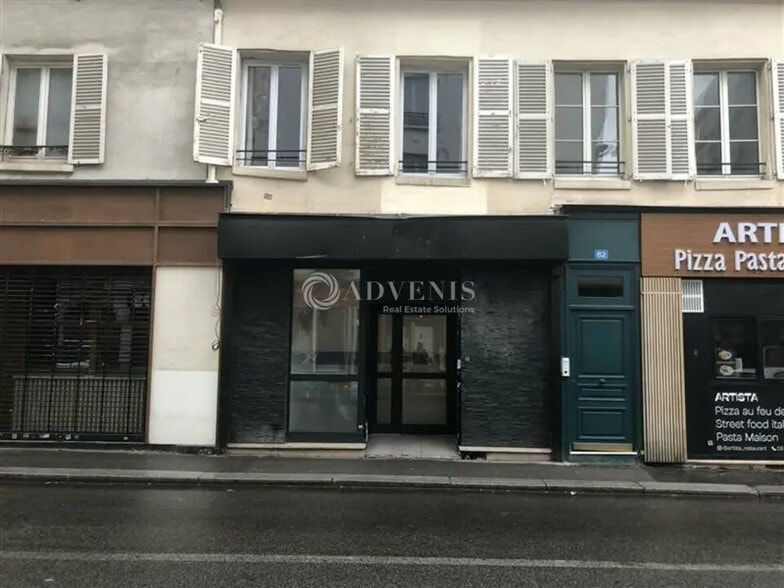 Retail in Paris for lease - Building Photo - Image 1 of 12