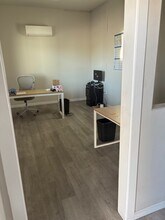 555 1st St, Exeter, CA for lease Interior Photo- Image 2 of 13