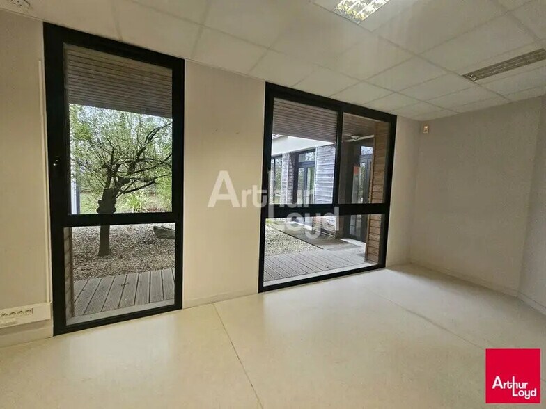 Bureau dans Beaucouzé à vendre - Photo intérieure - Image 1 de 4