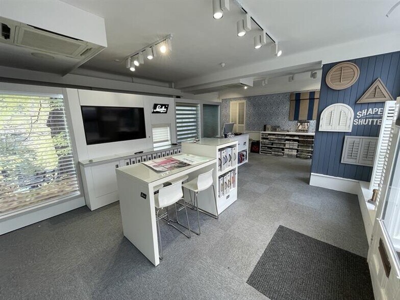 91 Cherry Hinton Rd, Cambridge à louer - Photo du bâtiment - Image 3 de 4