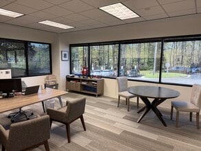 500 Corporate Pky, Birmingham, AL for lease Building Photo- Image 1 of 6