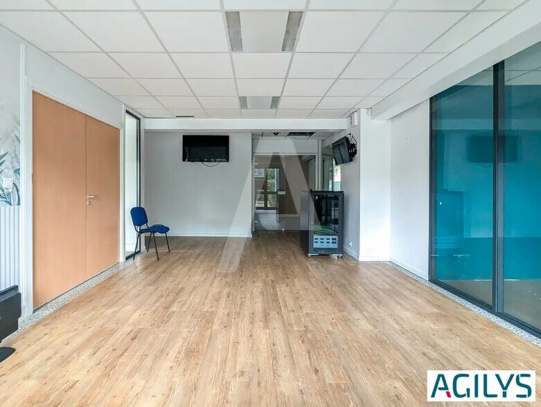 Bureau dans Massy à vendre - Photo intérieure - Image 2 de 13