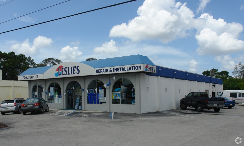 11598 S Cleveland Ave, Fort Myers, FL for sale - Building Photo - Image 2 of 3