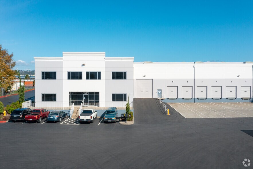 1401 St. Paul Ave, Tacoma, WA à louer - Photo du bâtiment - Image 2 de 8