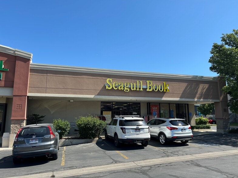 4031-4041 Riverdale Rd, Riverdale, UT à louer - Photo du bâtiment - Image 2 de 10