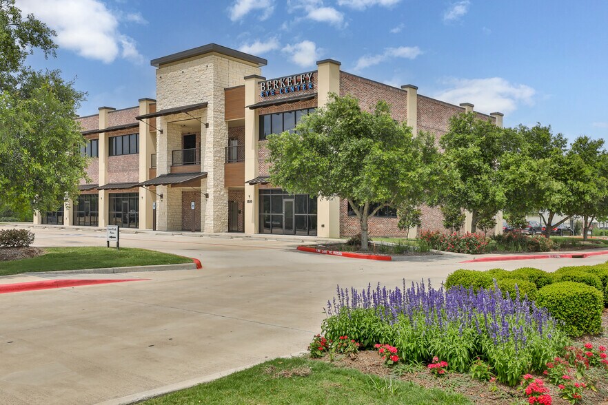 1535 Cullen Pky, Pearland, TX à louer - Photo du bâtiment - Image 2 de 6