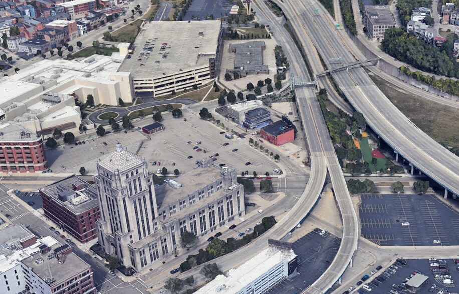 818 Reedy St, Cincinnati, OH à vendre - Photo du bâtiment - Image 3 de 3