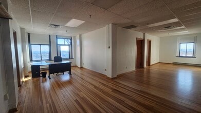 314 W Superior St, Duluth, MN à louer Photo intérieure- Image 1 de 23