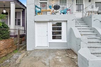 1226 Magazine St, New Orleans, LA for lease Interior Photo- Image 2 of 9