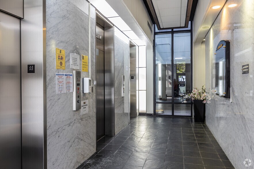 450 N Park Rd, Hollywood, FL à louer - Hall d’entrée - Image 3 de 13