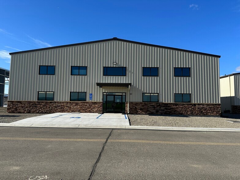 460 Eagle Ct, Byron, CA à louer - Photo du bâtiment - Image 3 de 6