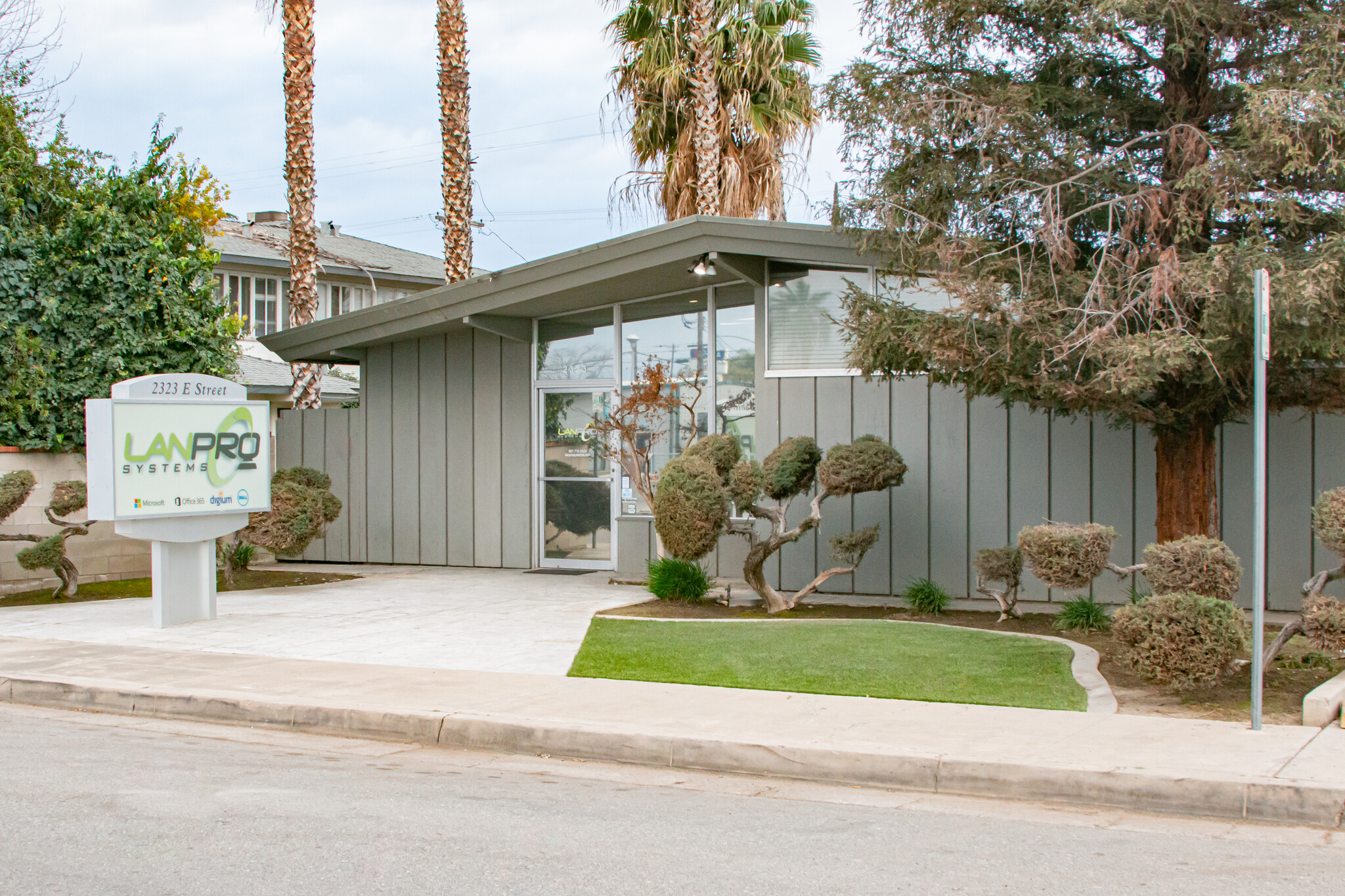 2323 E St, Bakersfield, CA for sale Building Photo- Image 1 of 1