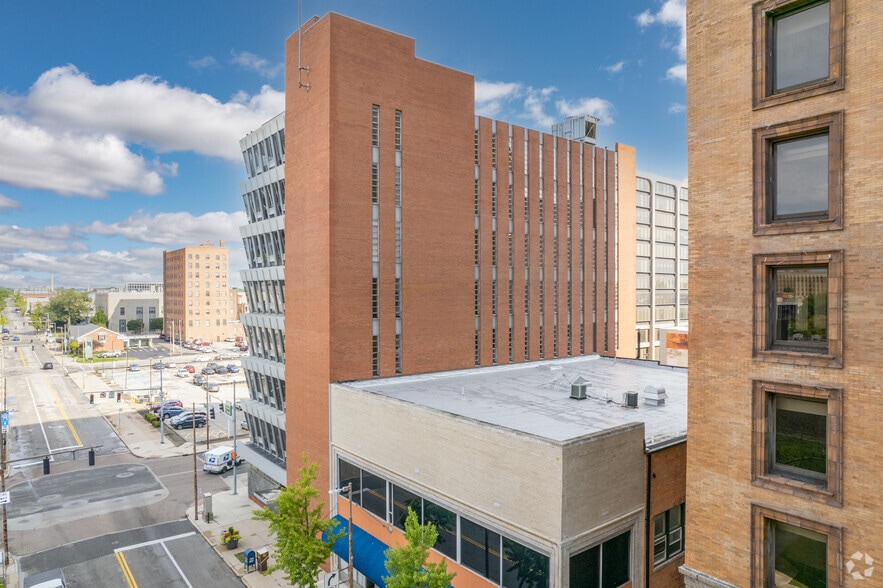 626 Madison Ave, Toledo, OH for sale - Building Photo - Image 2 of 10