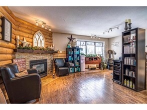 23 Railway Av, Marwayne, AB for sale Interior Photo- Image 2 of 20